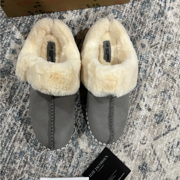 Ilse Jacobsen Cream Shearling Slippers - Picture 5 of 9